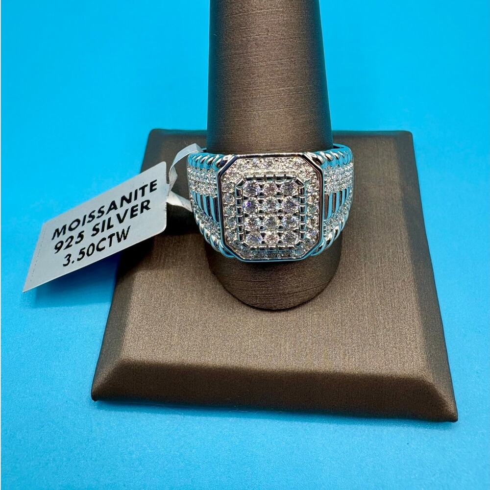Sz.12 - 3.5CTW Moissanite in 925 Sterling Silver Ring NWT